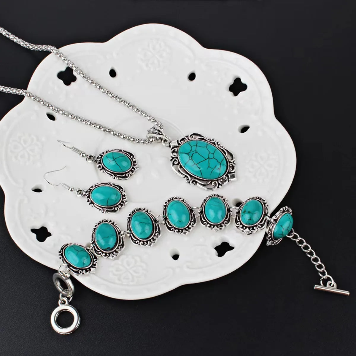 3PCS Vintage Turquoise Bracelet Necklace Earrings Set For Women Oval Stone Ancient Silver Metal Temperament Jewelr